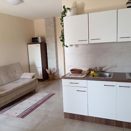 Apartmani Suzana Crikvenica Bagian luar foto