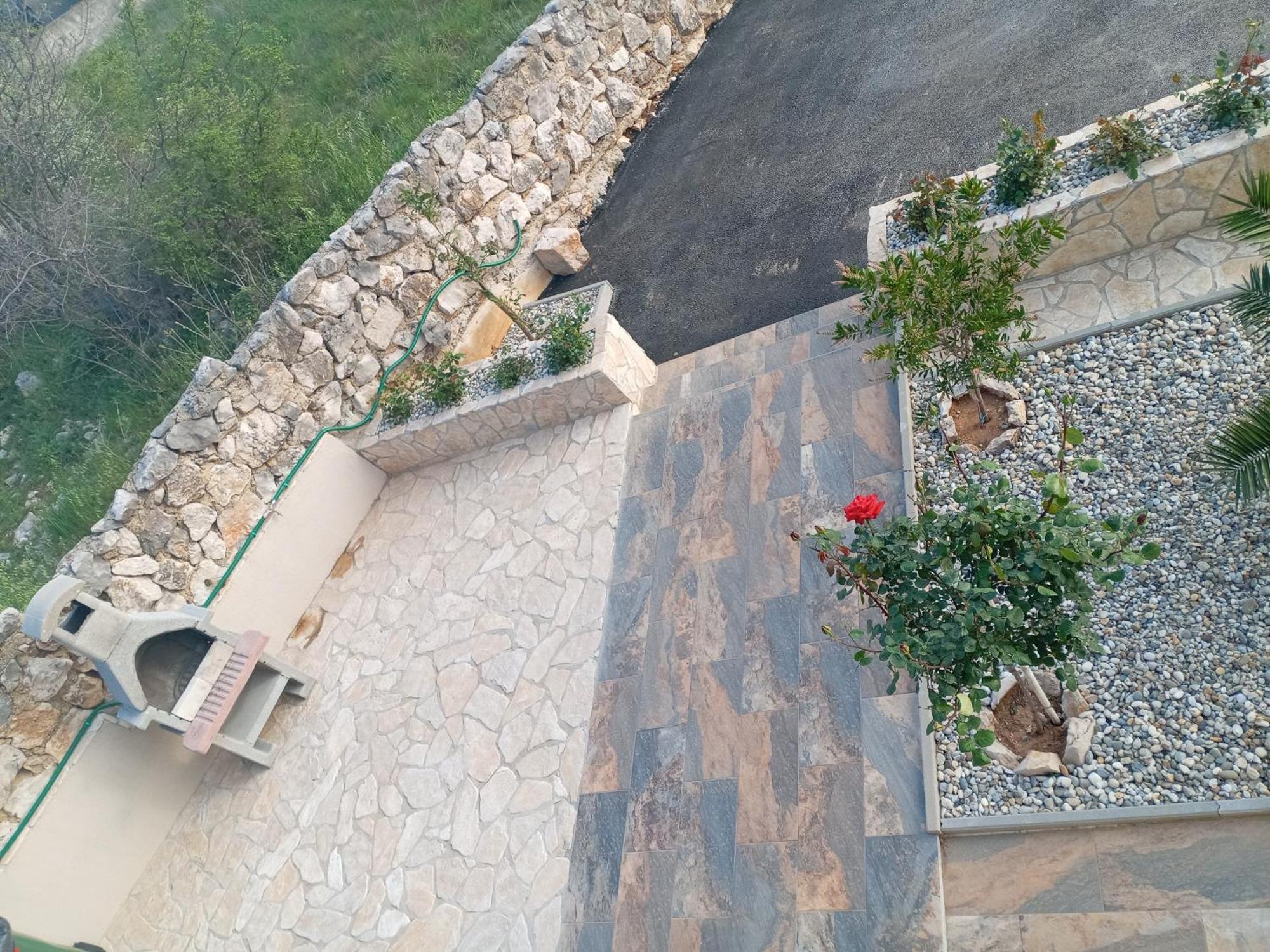 Apartmani Suzana Crikvenica Bagian luar foto