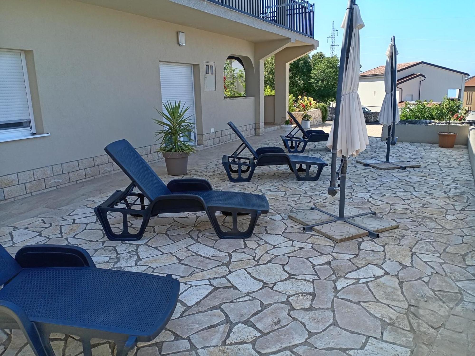 Apartmani Suzana Crikvenica Bagian luar foto