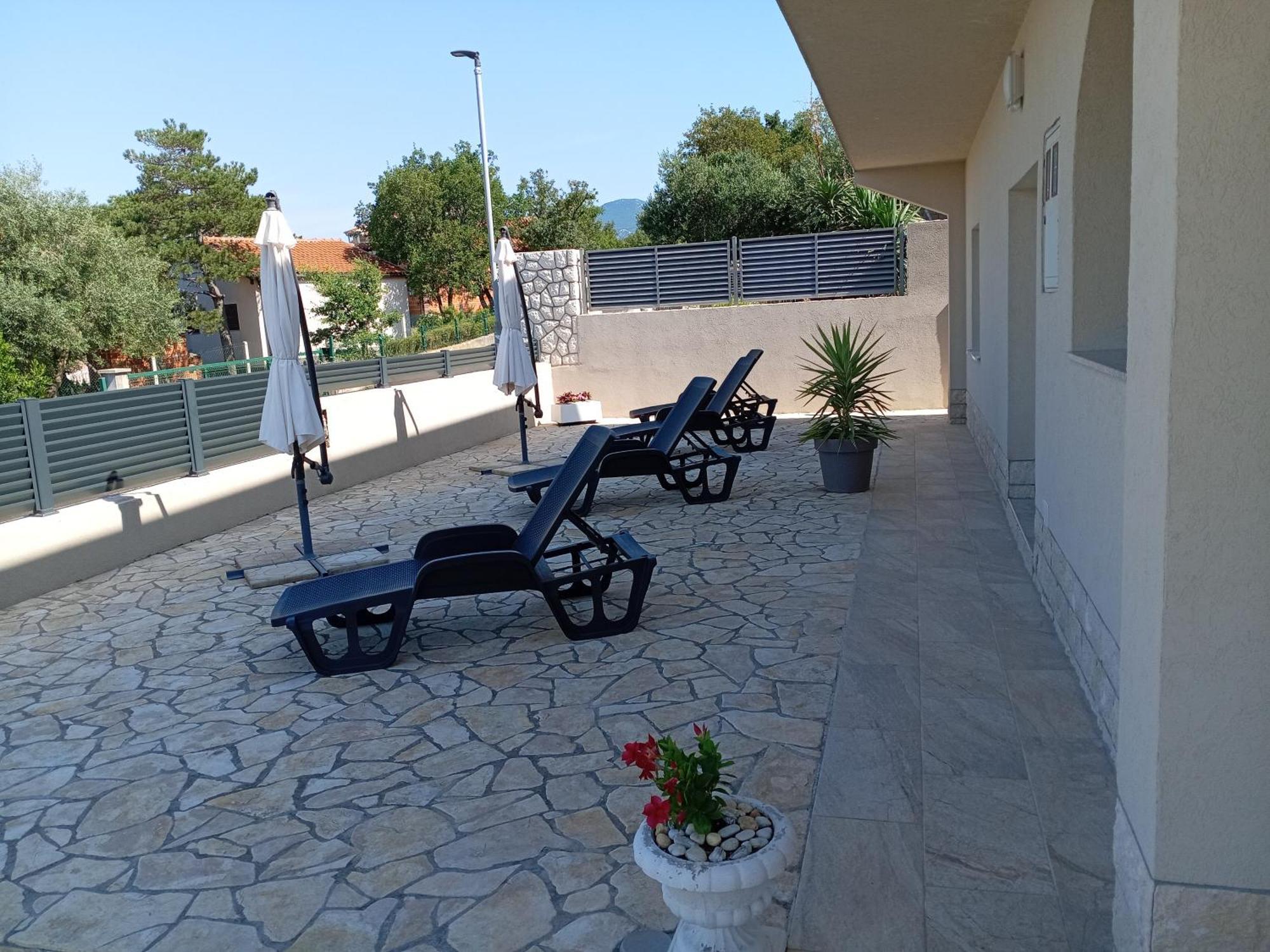 Apartmani Suzana Crikvenica Bagian luar foto